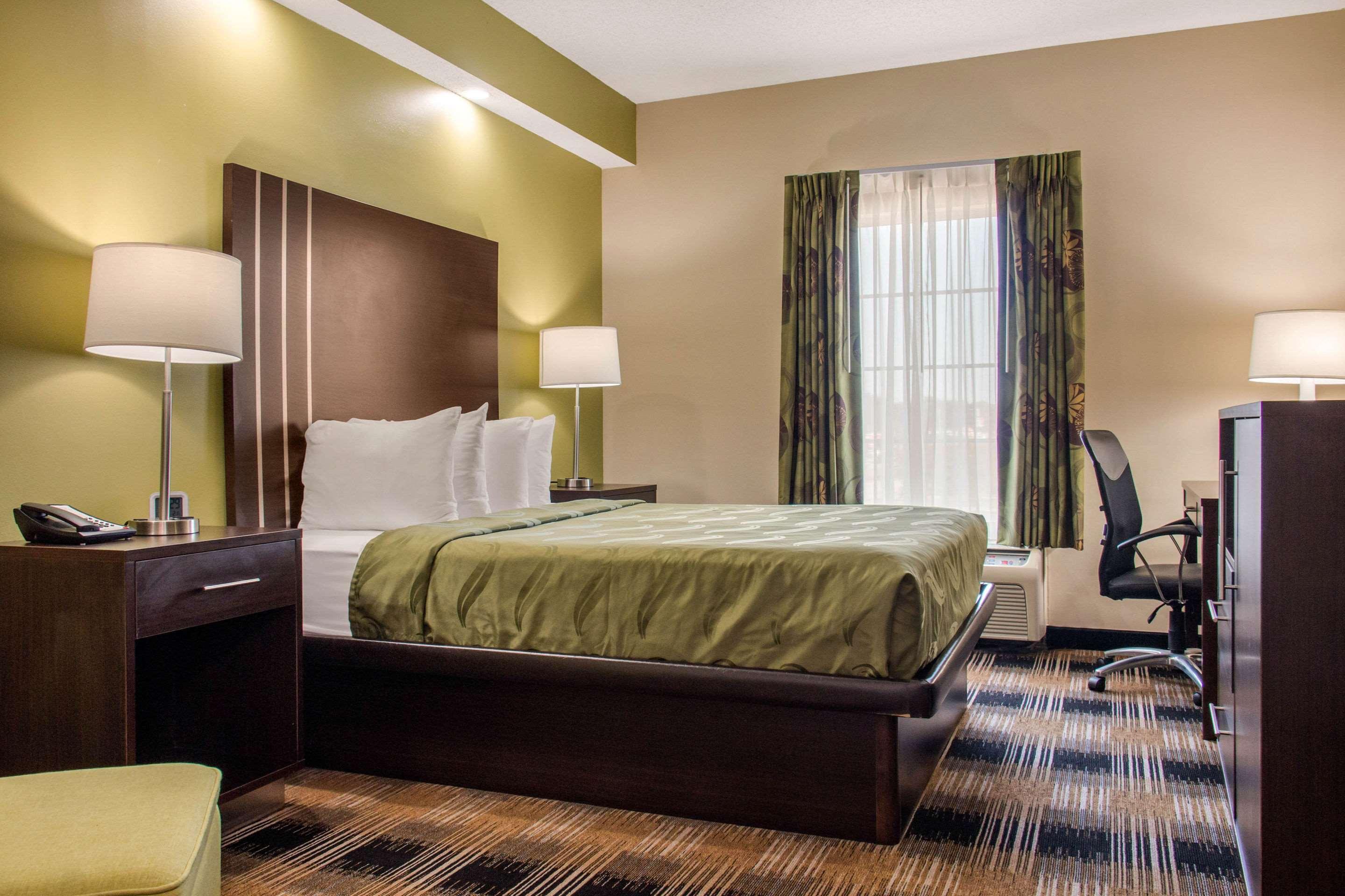 Quality Inn Pooler - Savannah I-95 Bagian luar foto