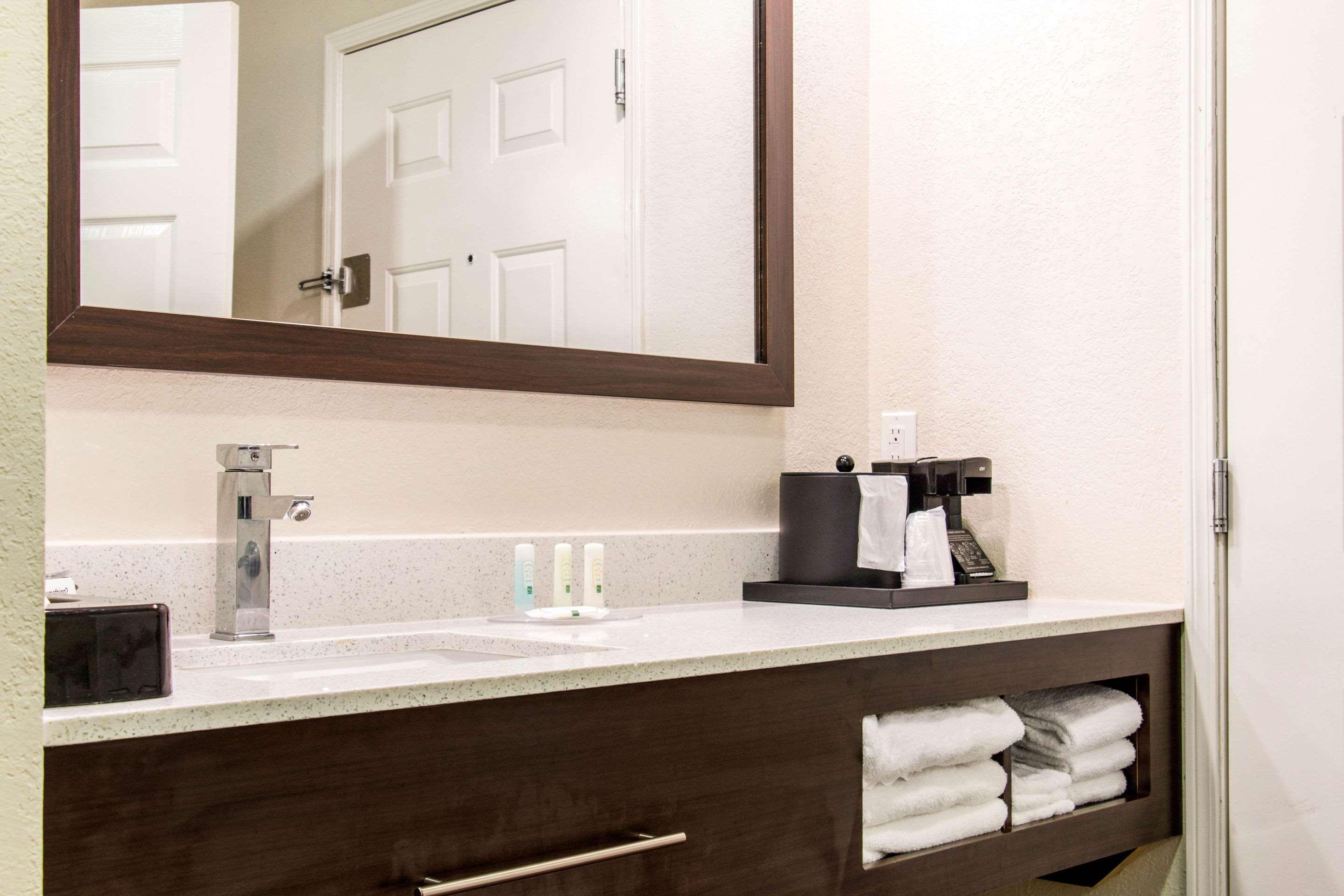 Quality Inn Pooler - Savannah I-95 Bagian luar foto
