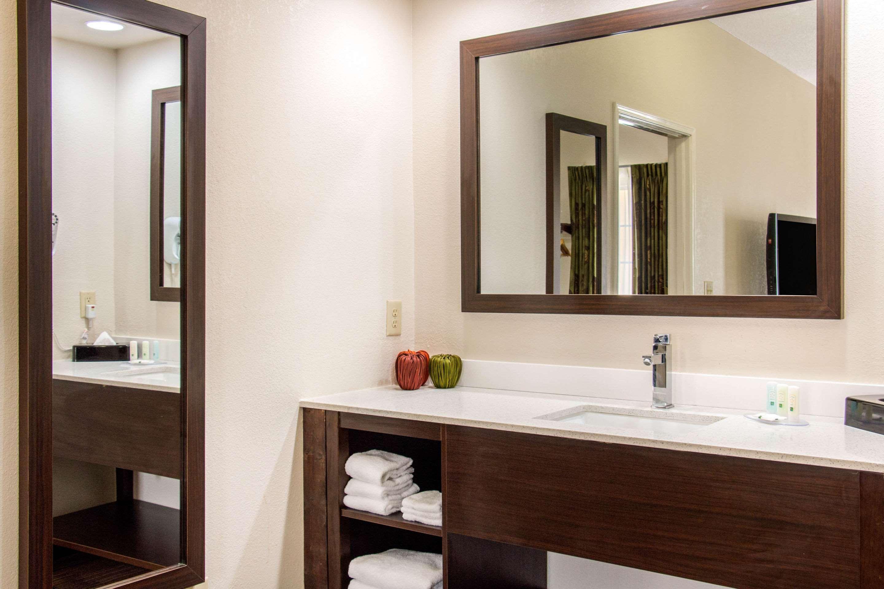 Quality Inn Pooler - Savannah I-95 Bagian luar foto