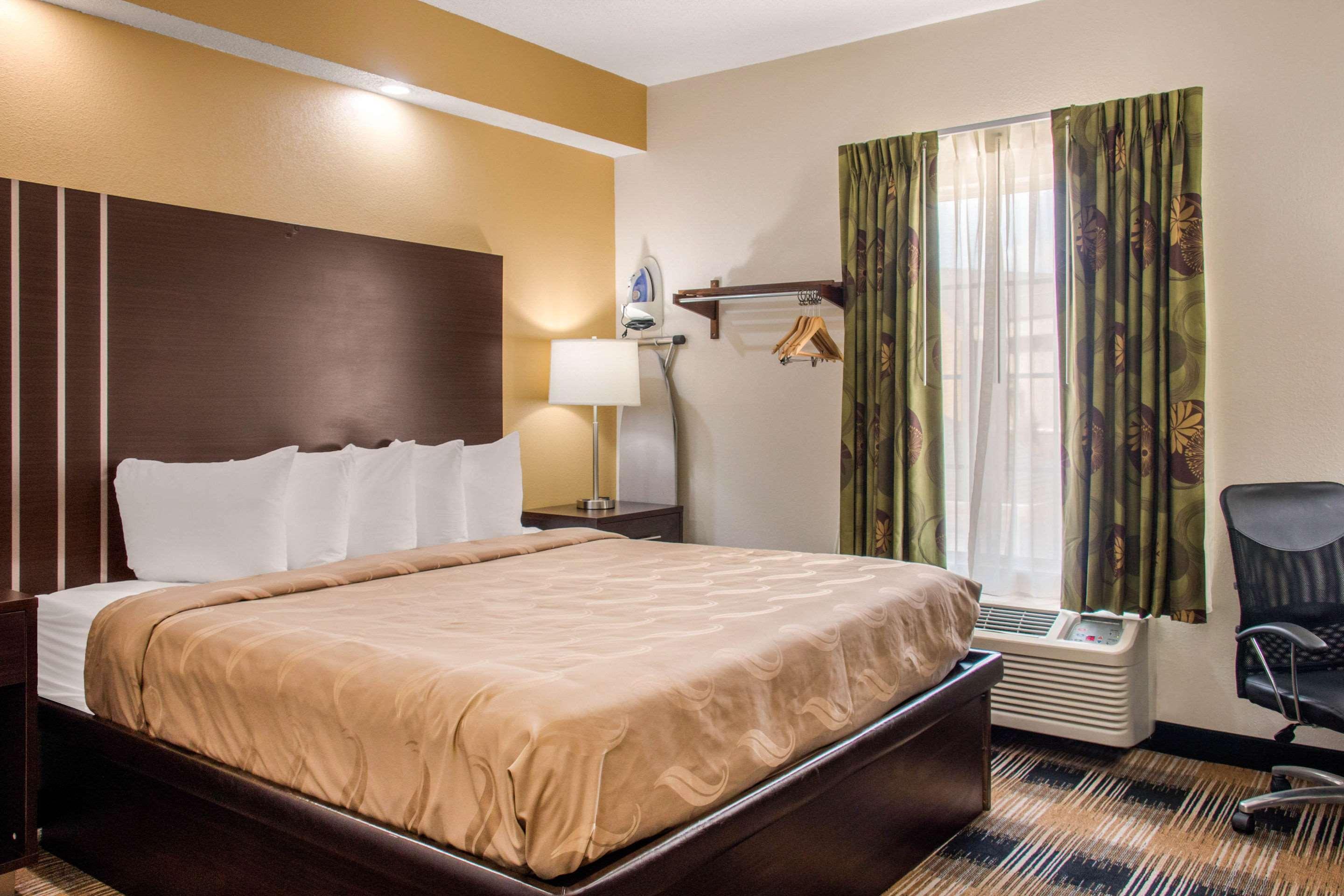 Quality Inn Pooler - Savannah I-95 Bagian luar foto