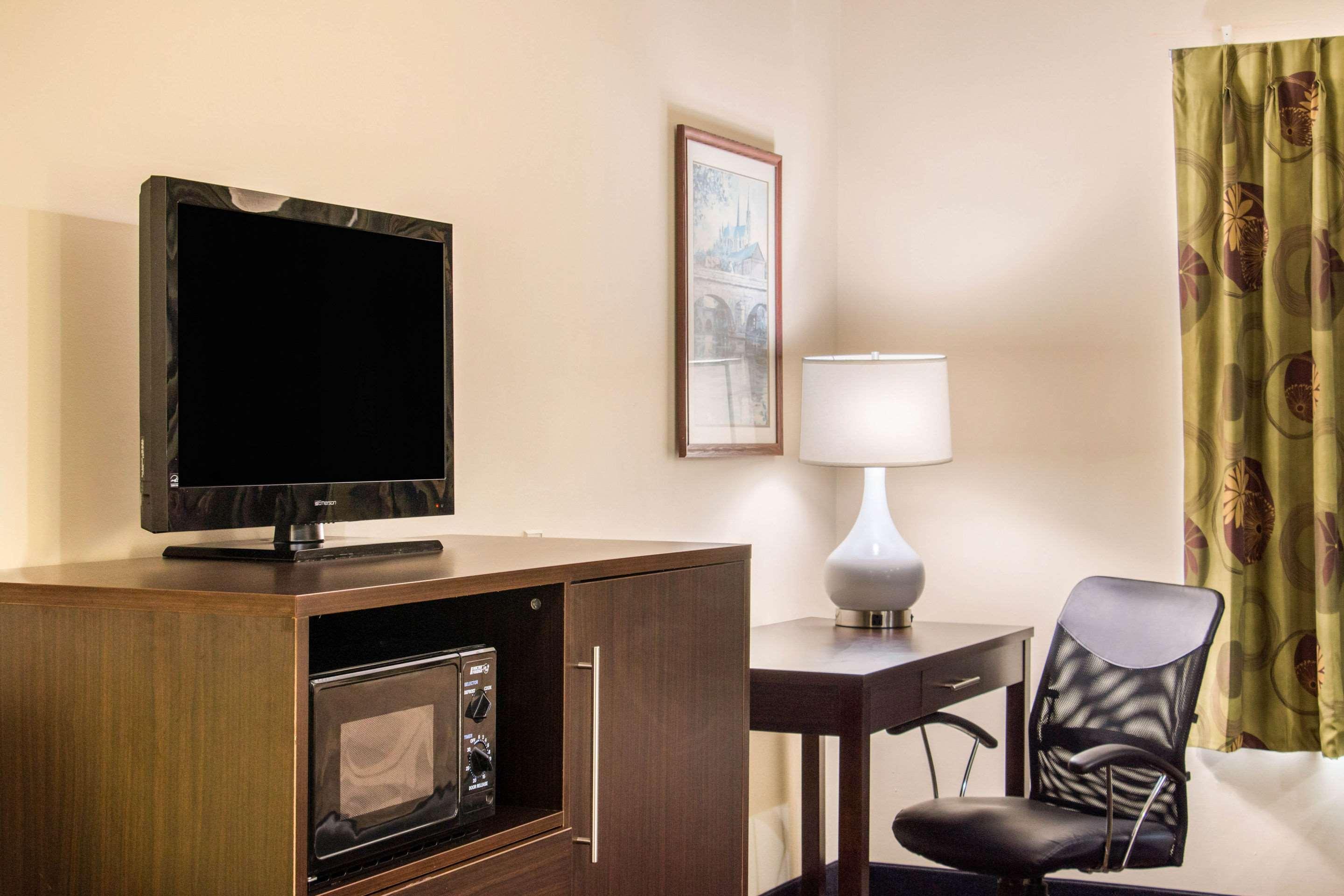 Quality Inn Pooler - Savannah I-95 Bagian luar foto