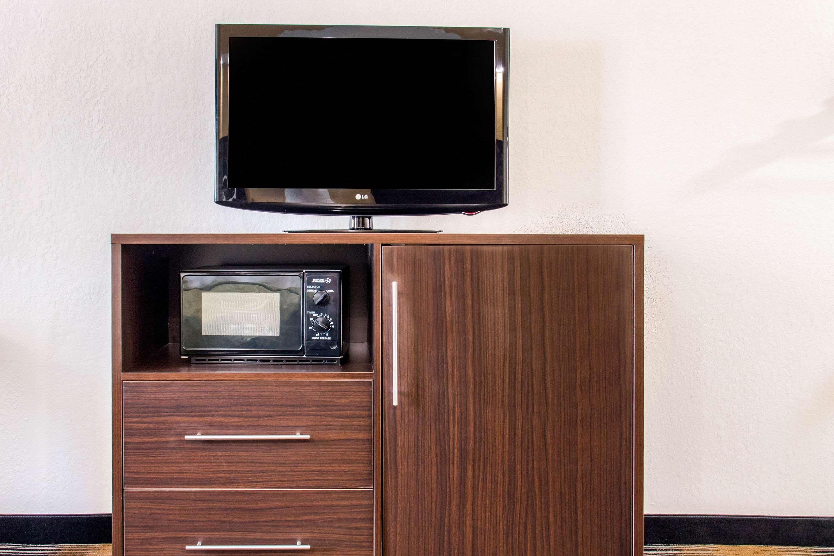 Quality Inn Pooler - Savannah I-95 Bagian luar foto