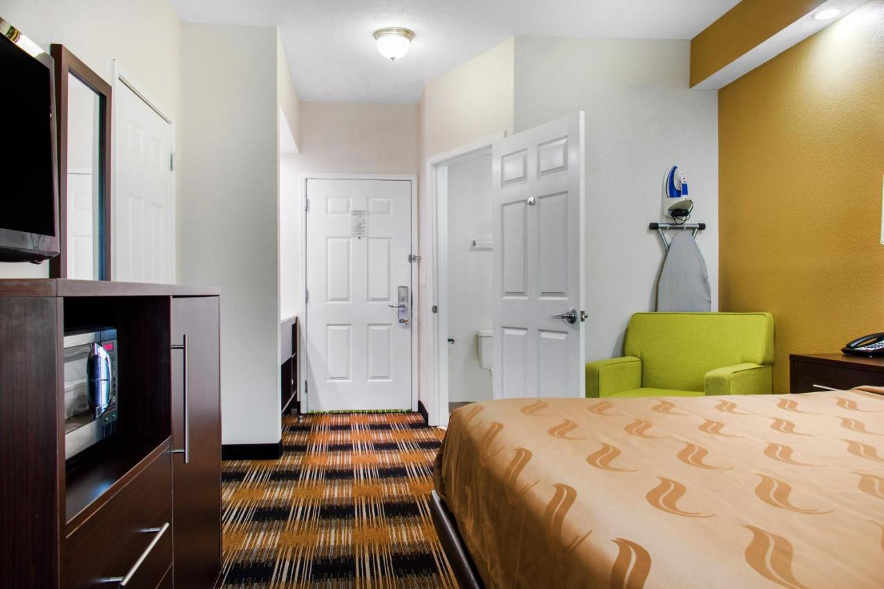 Quality Inn Pooler - Savannah I-95 Bagian luar foto