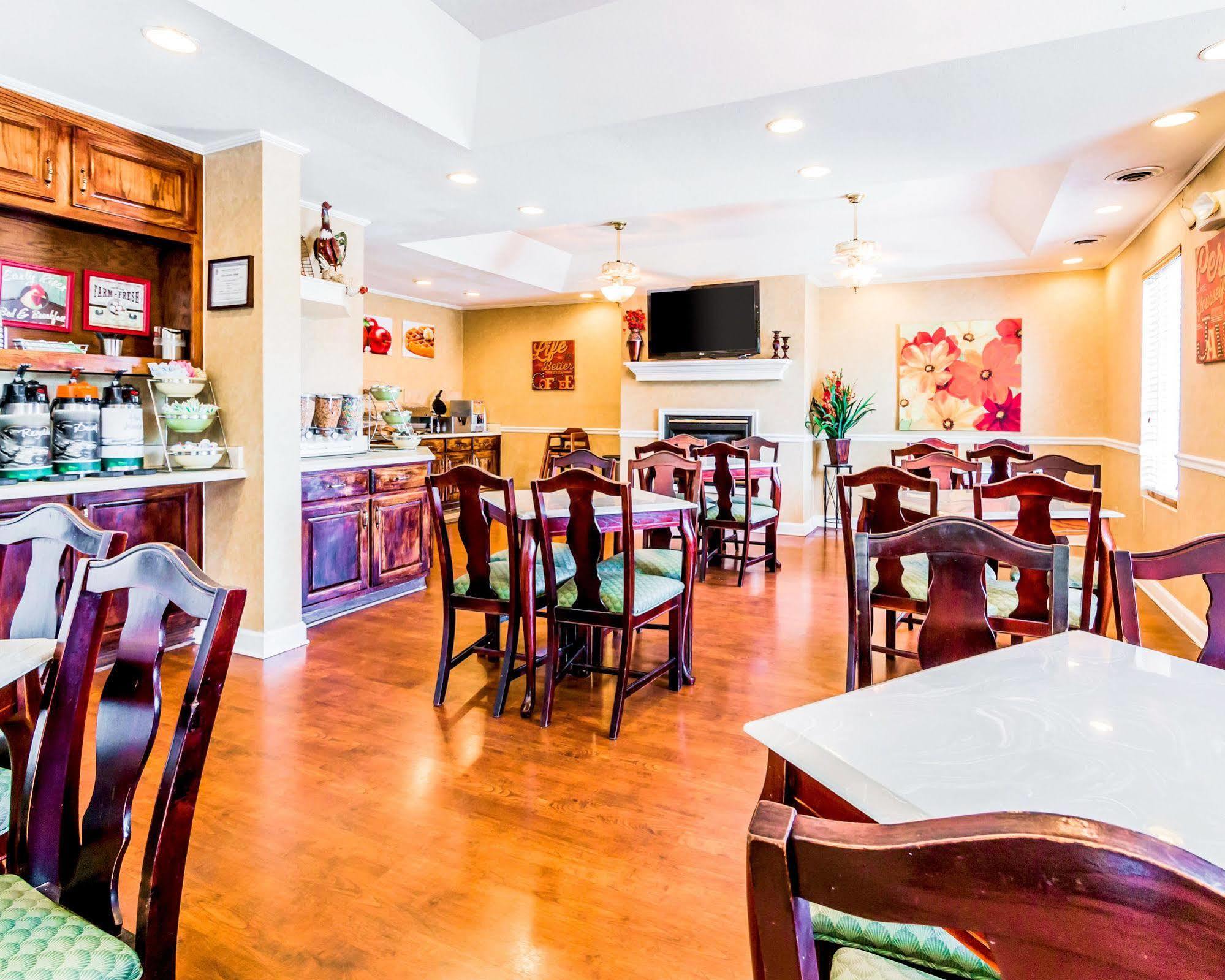 Quality Inn Pooler - Savannah I-95 Bagian luar foto